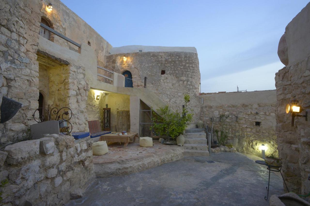 Auberge De Tamezret Tamazrat Bagian luar foto